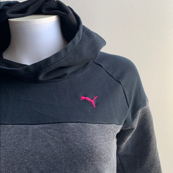 Puma Tops - Puma Hoodie Small